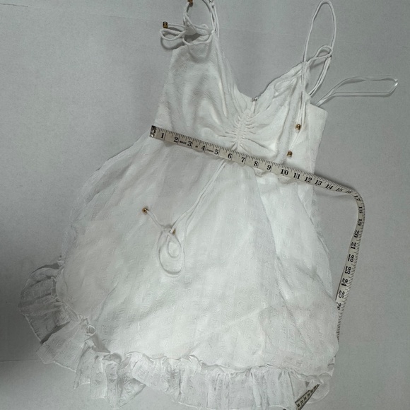 Selfie Leslie Ruffle Hem‎ Babydoll Dress White - Size S - NEW With Tags. - Picture 7 of 14